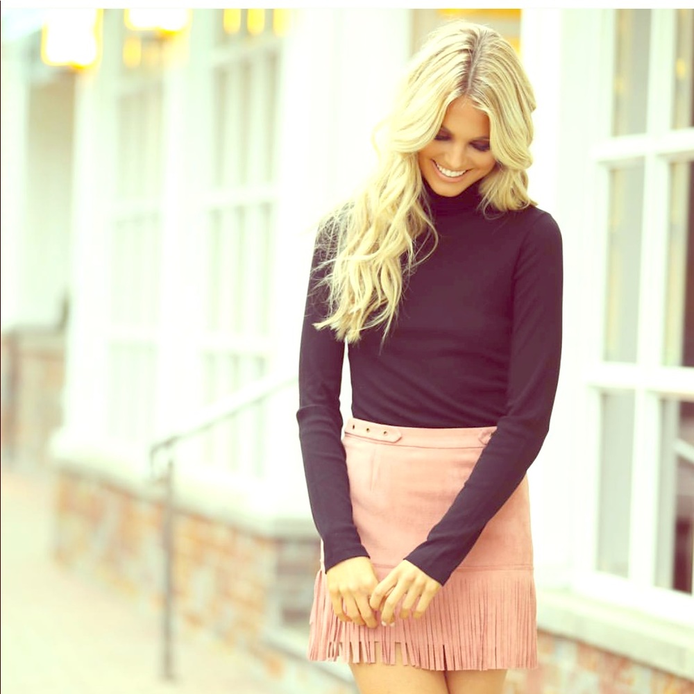 Kittenish suede skirt